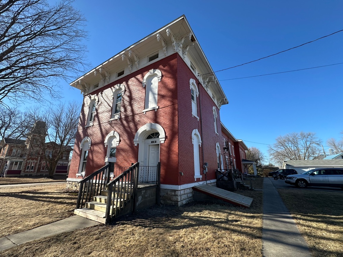Property thumbnail image